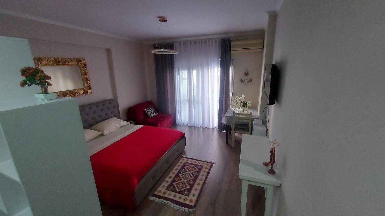 City Beachfront Apartments Vlorë Exterior foto